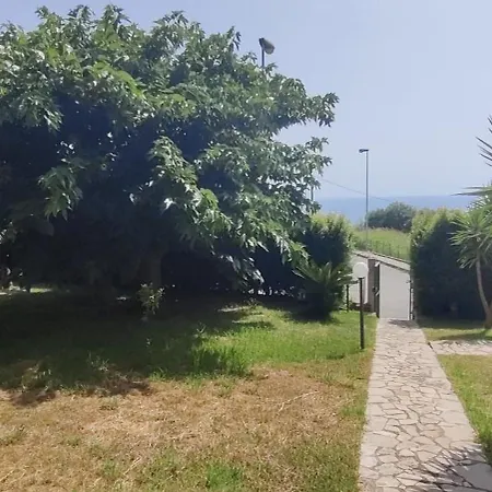 Casa vacanze Apogeo, Entire House - Lamezia International Airport Gizzeria