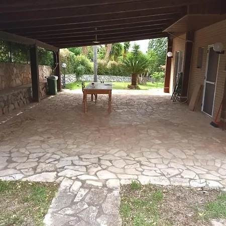Holiday home Apogeo, Entire House - Lamezia International Airport *